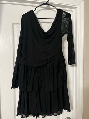 Women's Black Layered Flutter Dress - Classic Evening Style